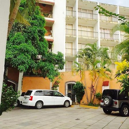 Hotel Flamingos Colima Buitenkant foto